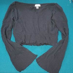 5 for 10$ Bell sleeve boho crop top